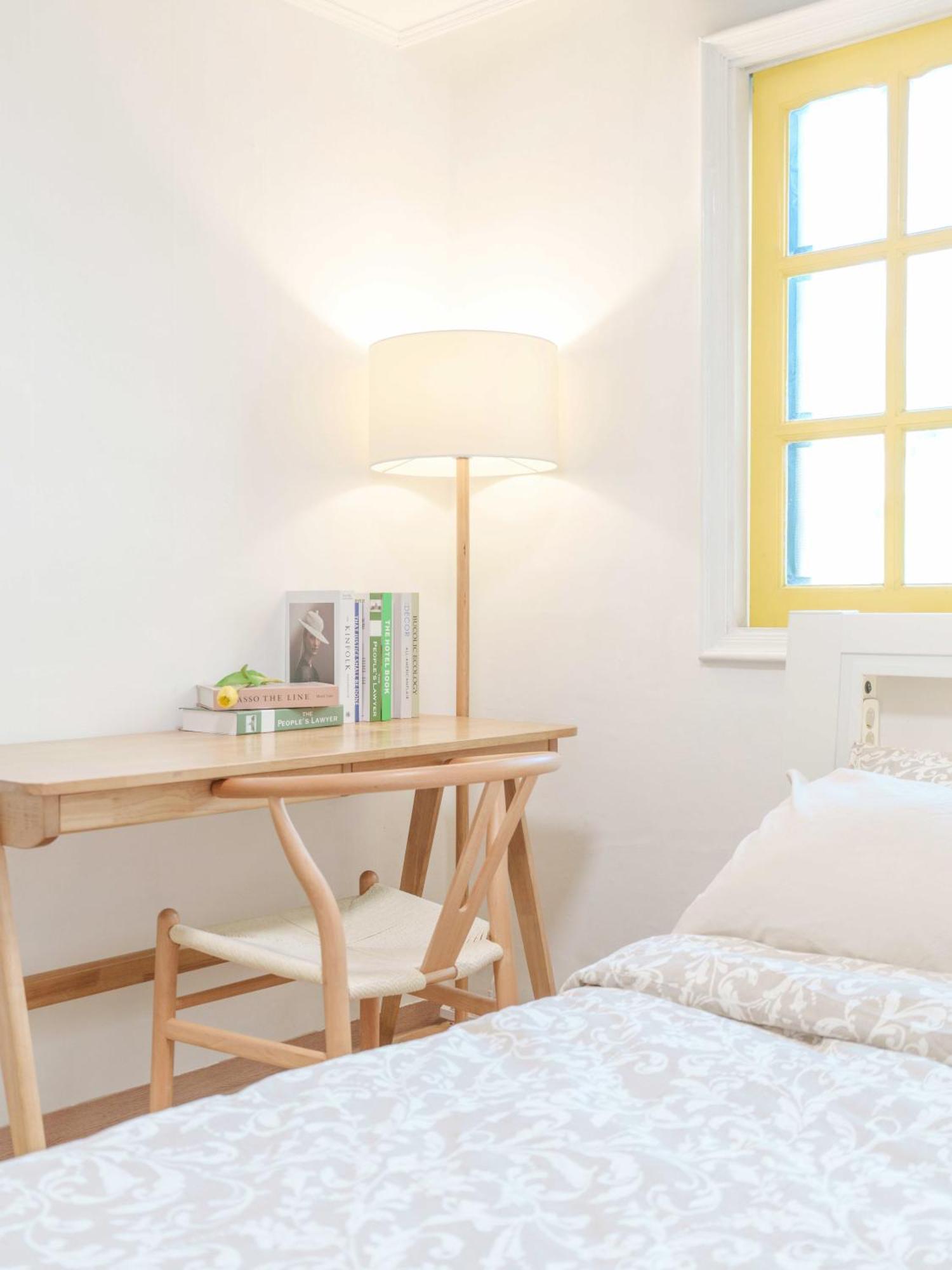 Villa Joy-30sec From Hongdae Subwaystop-elevator Seoul